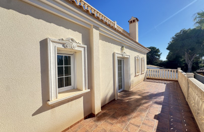 Resale - Detached Villa - Cabo Roig
