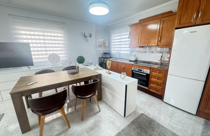 Resale - Detached Villa - Villamartín