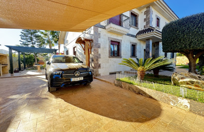 Resale - Detached Villa - Cabo Roig