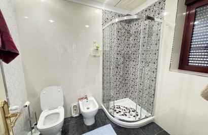 Resale - Detached Villa - Cabo Roig