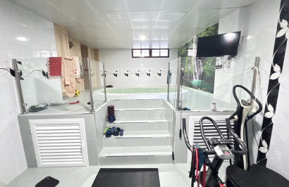 Resale - Detached Villa - Cabo Roig