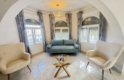 Resale - Detached Villa - Villamartín