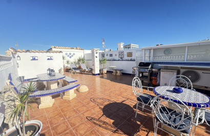 Resale - Apartment / Flat - Los Altos