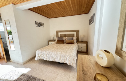 Reventa - Villa independiente - Villamartín