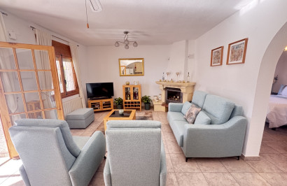 Reventa - Villa independiente - Villamartín