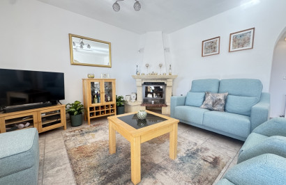 Reventa - Villa independiente - Villamartín