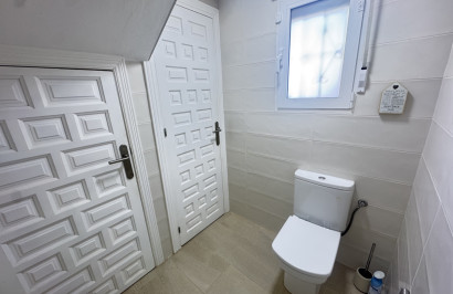 Reventa - Villa independiente - Villamartín