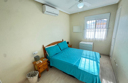 Resale - Town House - Villamartín