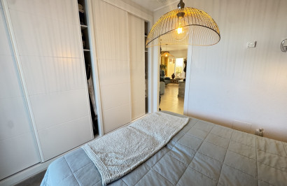 Resale - Apartment / Flat - Villamartín