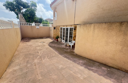 Reventa - Villa independiente - San Miguel de Salinas