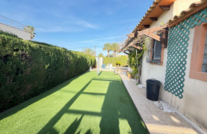 Resale - Detached Villa - Cabo Roig