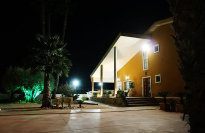 Resale - Finca / Country Property - Orihuela