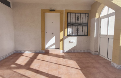 Reventa - Apartamento / Piso - Orihuela Costa - Punta Prima