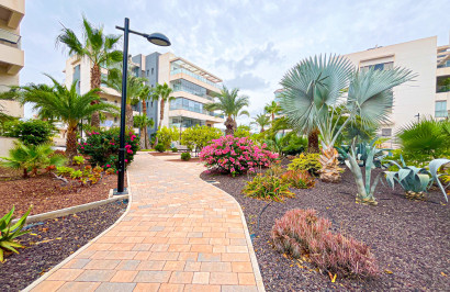 Resale - Apartment / Flat - Orihuela Costa - Villamartín