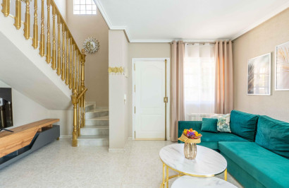 Herverkoop - Vrijstaande villa - Orihuela Costa - Punta Prima