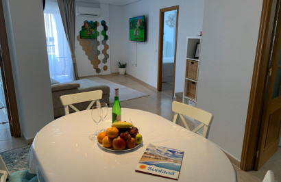 Resale - Apartment / Flat - Torrevieja - Center