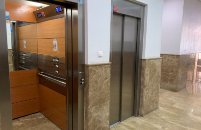 Resale - Apartment / Flat - Torrevieja - Center