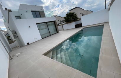 Resale - Detached Villa - Benijofar