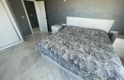 Reventa - Villa independiente - La Mata