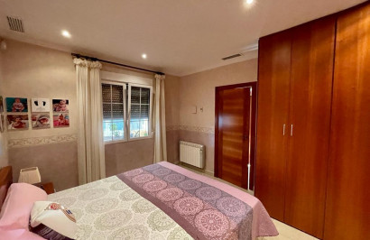 Herverkoop - Vrijstaande villa - Albatera