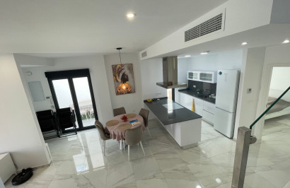 Resale - Detached Villa - Benijofar