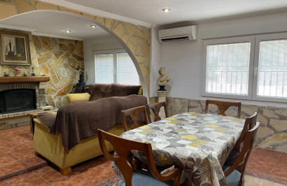 Reventa - Villa independiente - Crevillente