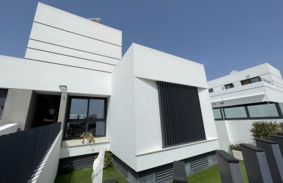 Resale - Town House - Dolores - Alicante