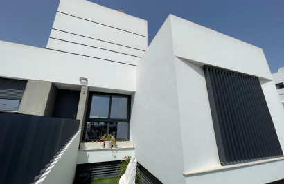 Resale - Town House - Dolores - Alicante