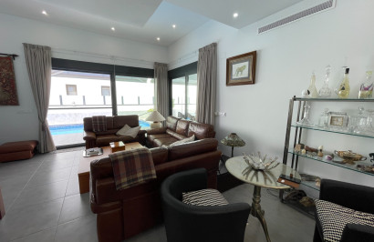 Resale - Town House - Dolores - Alicante