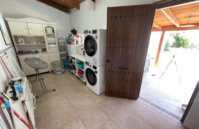 Herverkoop - Vrijstaande villa - Daya Nueva