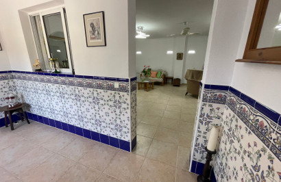 Herverkoop - Vrijstaande villa - Daya Nueva