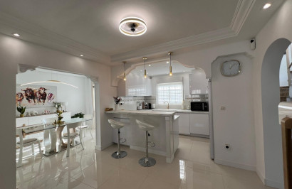 Reventa - Villa independiente - Algorfa