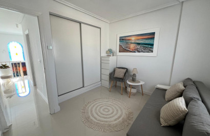 Reventa - Villa independiente - Algorfa