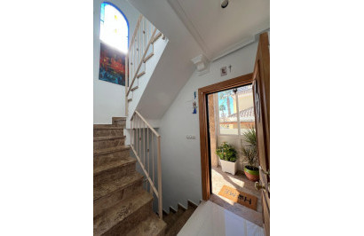 Reventa - Villa independiente - Algorfa