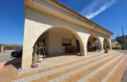 Reventa - Villa independiente - Crevillente