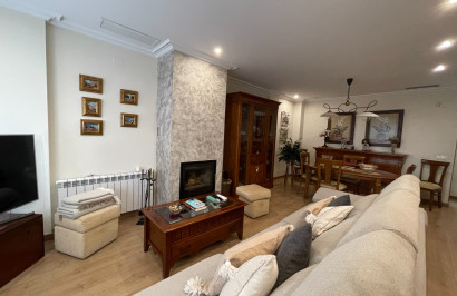 Resale - Town House - Elche - Center