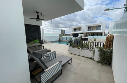 Herverkoop - Vrijstaande villa - Dolores - ZONA NUEVA