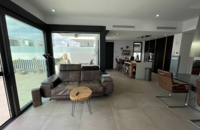 Herverkoop - Vrijstaande villa - Dolores - ZONA NUEVA