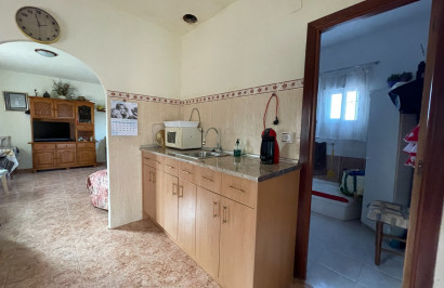 Resale - Finca / Country Property - Jacarilla