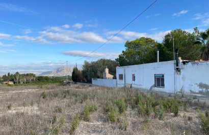 Resale - Finca / Country Property - Jacarilla