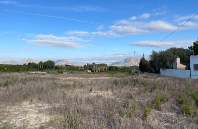 Resale - Finca / Country Property - Jacarilla