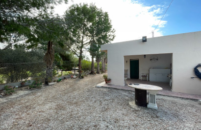 Resale - Finca / Country Property - Jacarilla