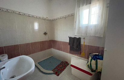 Resale - Finca / Country Property - Jacarilla