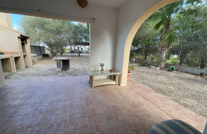 Resale - Finca / Country Property - Jacarilla