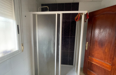 Resale - Finca / Country Property - Albatera