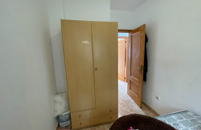 Resale - Apartment / Flat - Torrevieja - Comunidad Valenciana