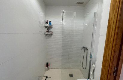 Resale - Apartment / Flat - Torrevieja - Comunidad Valenciana