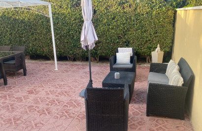 Resale - Finca / Country Property - Elche - Las Bayas