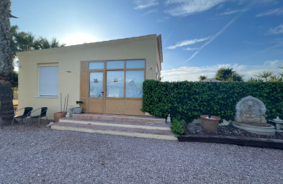 Resale - Finca / Country Property - Elche - Las Bayas