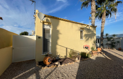 Resale - Finca / Country Property - Elche - Las Bayas